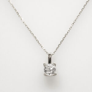 Retiazka Iskra Elegancie